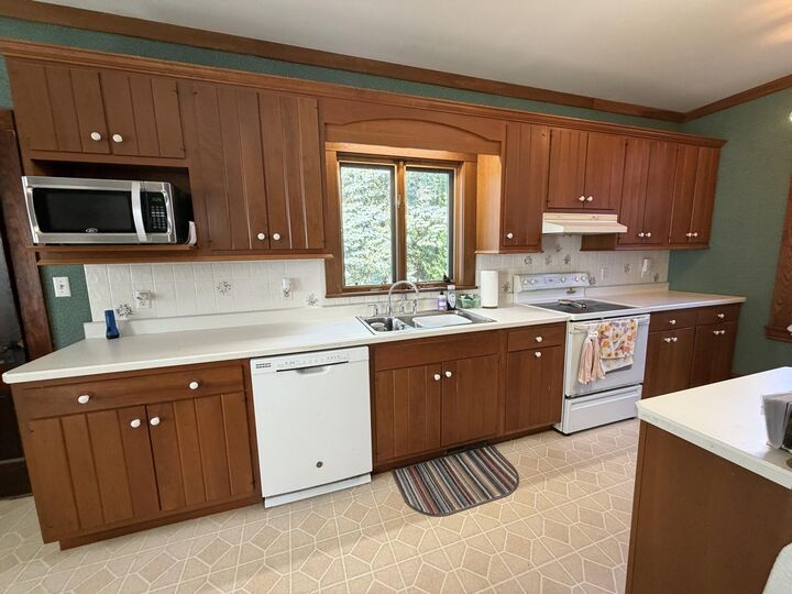 Property Photo:  29 Butternut Street  NY 12919 