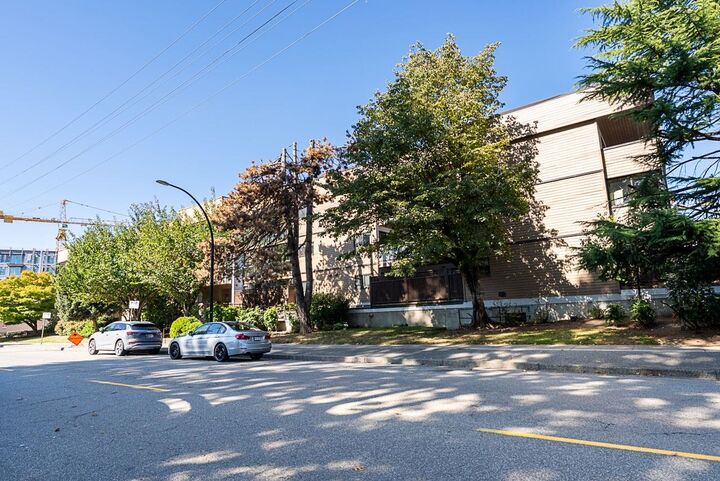 Property Photo:  2245 Wilson Avenue 212  BC V3C 1Z4 