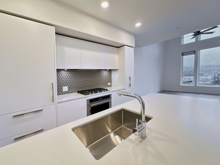 Property Photo:  1504 Scott Road 613  BC V8B 1G4 