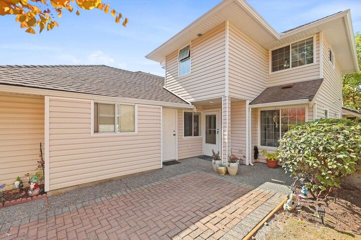 Property Photo:  12163 68 Avenue 109  BC V3W 1H2 