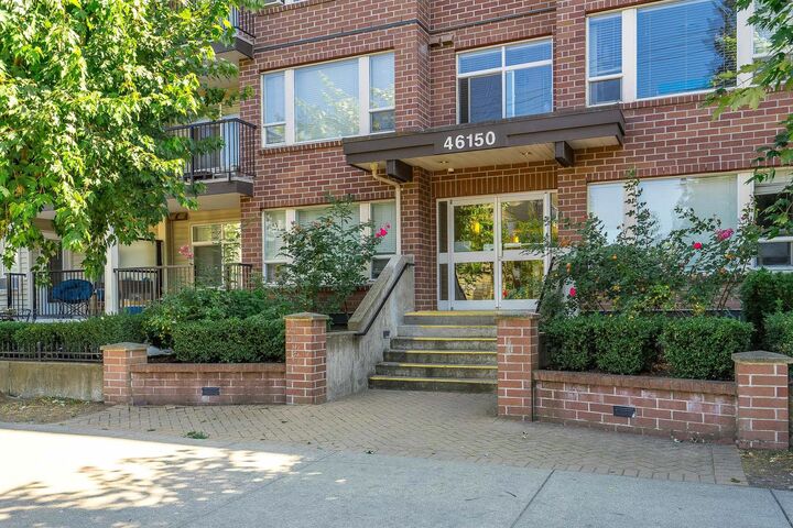 Property Photo:  46150 Bole Avenue 105  BC V2P 0B7 