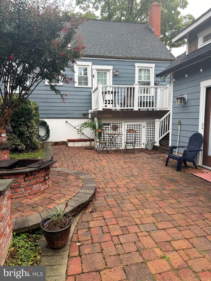 Property Photo:  2302 E Randolph Avenue Basement  VA 22301 