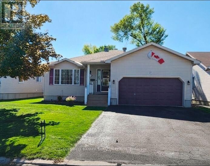 Property Photo: 152 McLachlin Street South ON K7S 3Y4