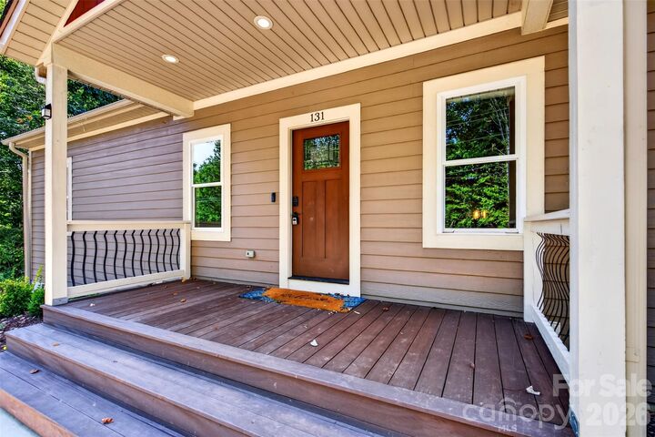 Property Photo: 131 Ridge Road NC 28715