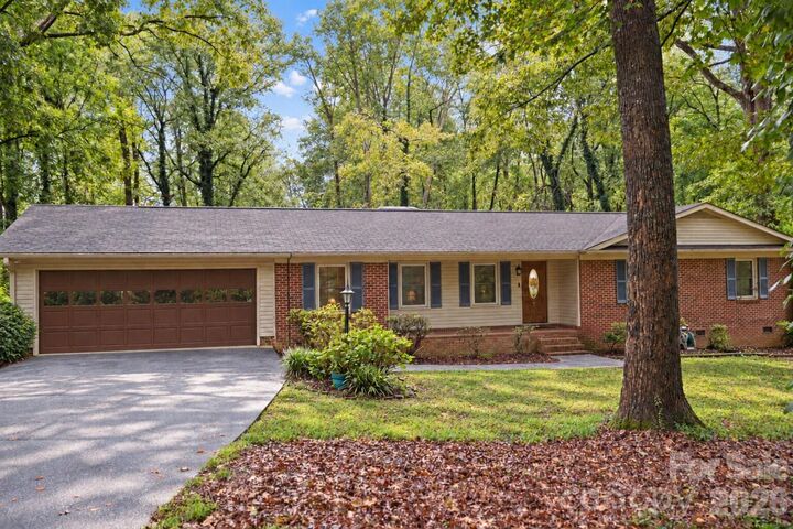 Property Photo: 2604 Shearer Drive NC 28625