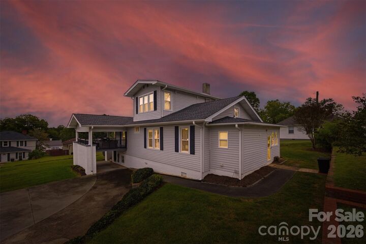 Property Photo: 110 Burkemont Avenue NC 28655