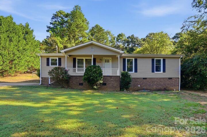 Property Photo: 2848 Forest Hills Circle SC 29732