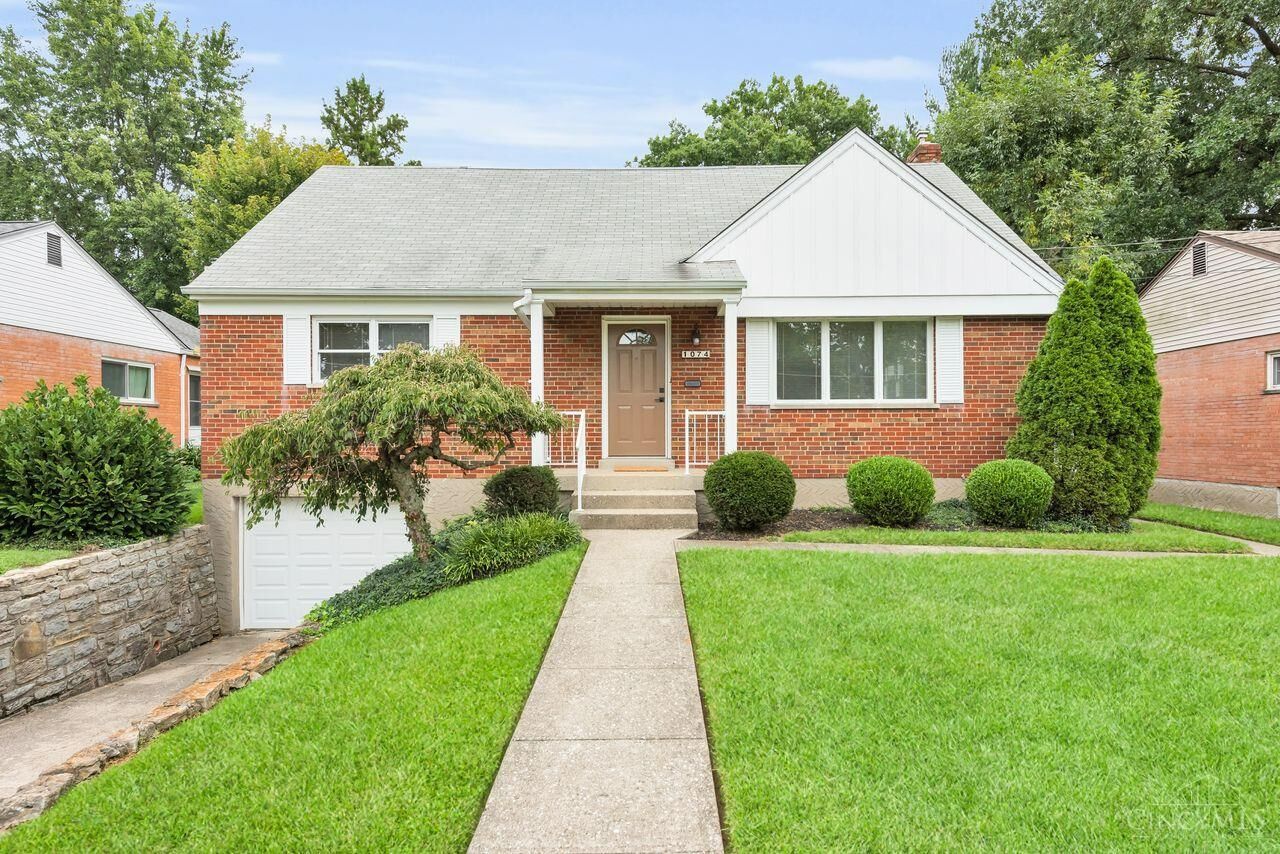 Property Photo: 1074 Archland Drive OH 45224