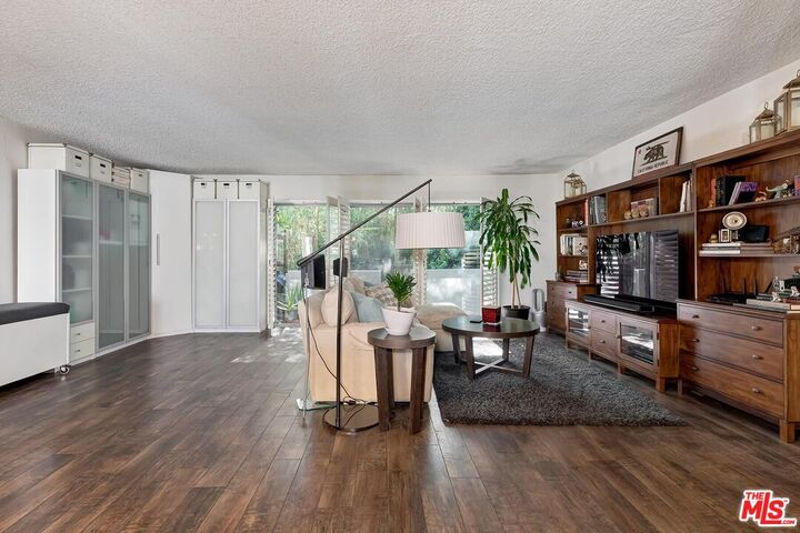 Property Photo: 4445 Cartwright Ave, Unit 310 CA 91602