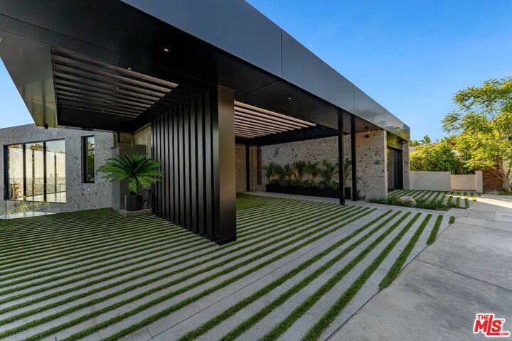 Property Photo: 9056 St Ives Dr CA 90069