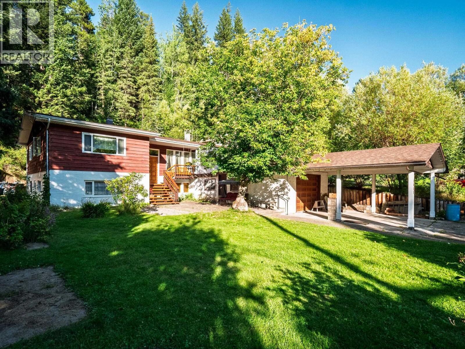 Property Photo:  1688 Aintree Drive  BC V2K 1H5 