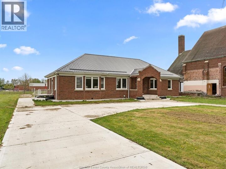 Property Photo:  25667 Winterline Road  ON N0P 1S0 