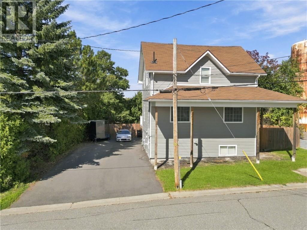 Property Photo:  2 Evans Road  ON P0M 1N0 