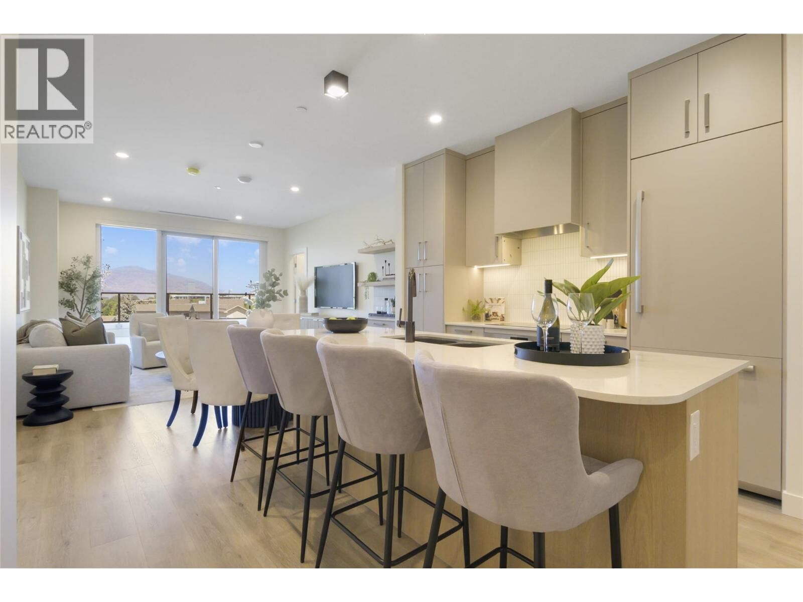 Property Photo:  3300 Lakeshore Road 614  BC V1W 0H6 