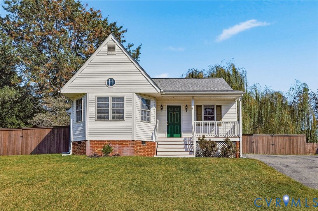 Property Photo:  932 Ayers Way  VA 23060 