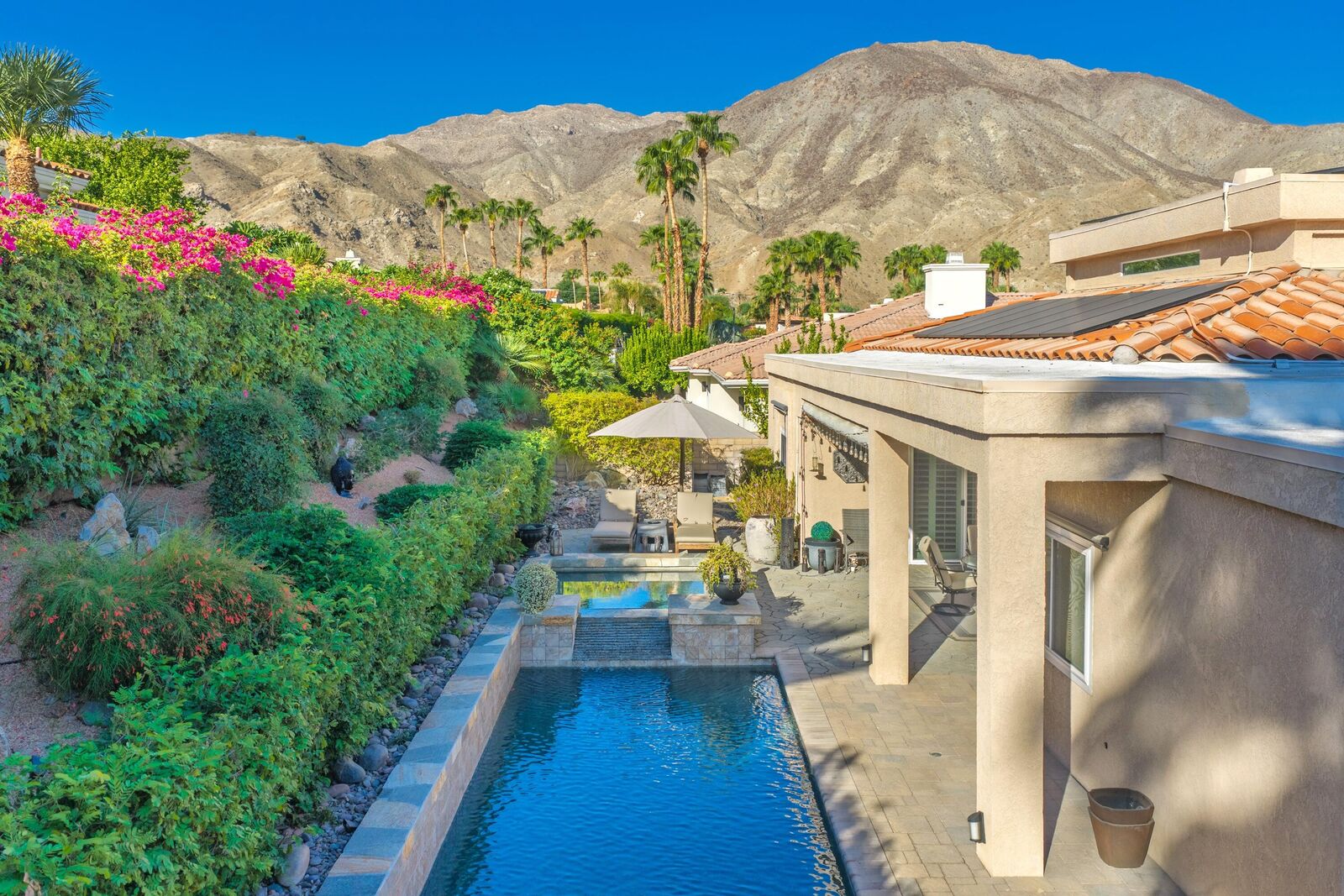 Property Photo: 131 Vista Monte CA 92260