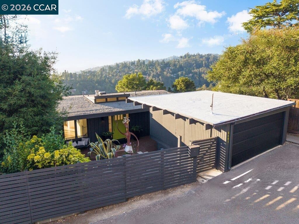 Property Photo:  6401 Snake Road  CA 94611 
