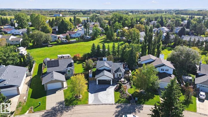 Property Photo:  38 Menalta Place  AB T8R 1N2 