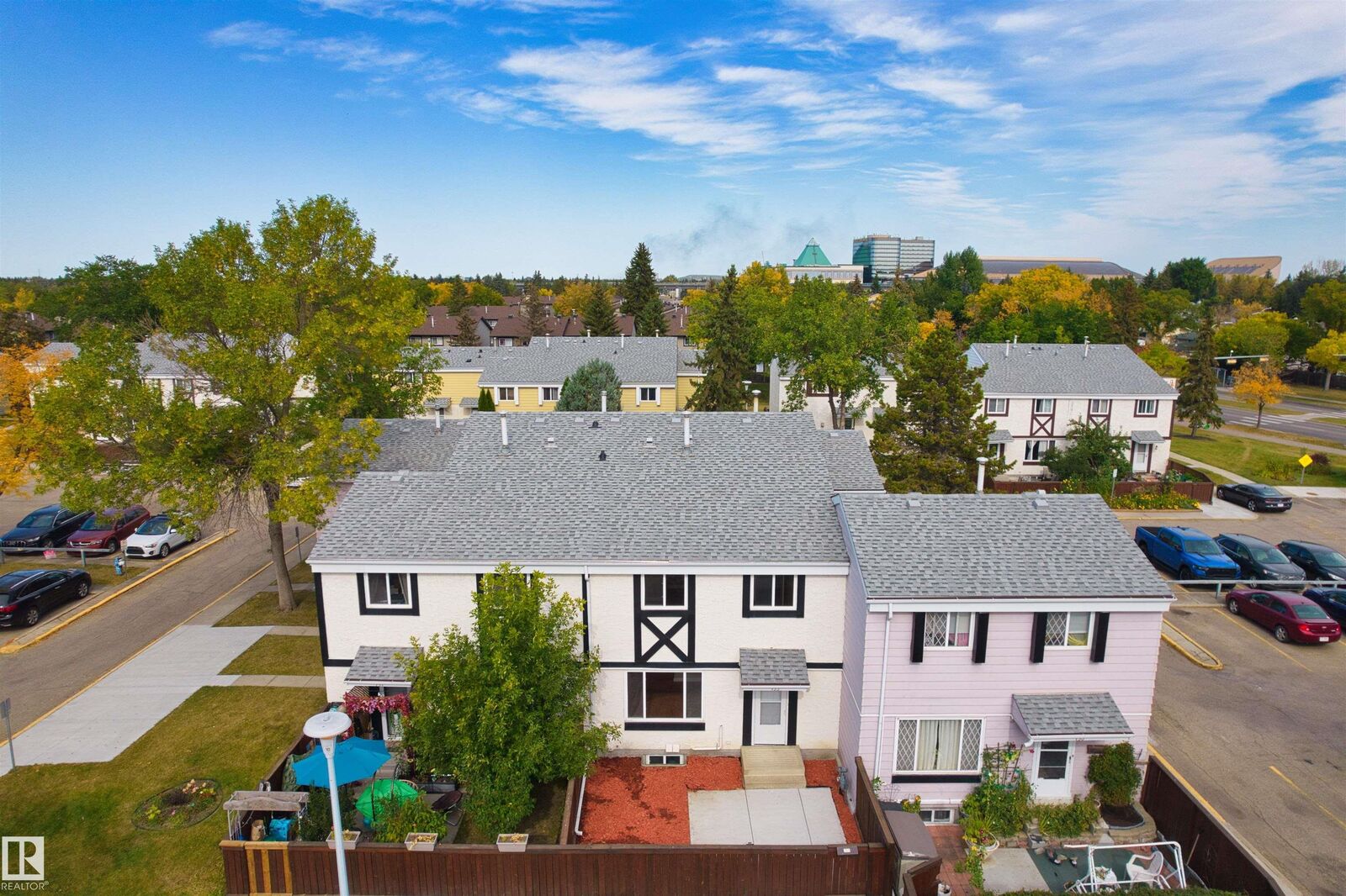Property Photo:  155 Primrose Gardens Gardens NW  AB T5T 0R1 