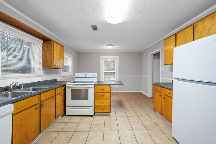 Property Photo: 2081 Mae Dell Road TN 37421