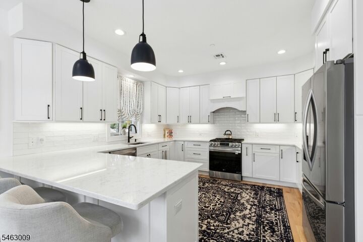 Property Photo:  484 4th Ave 1  NJ 07027 