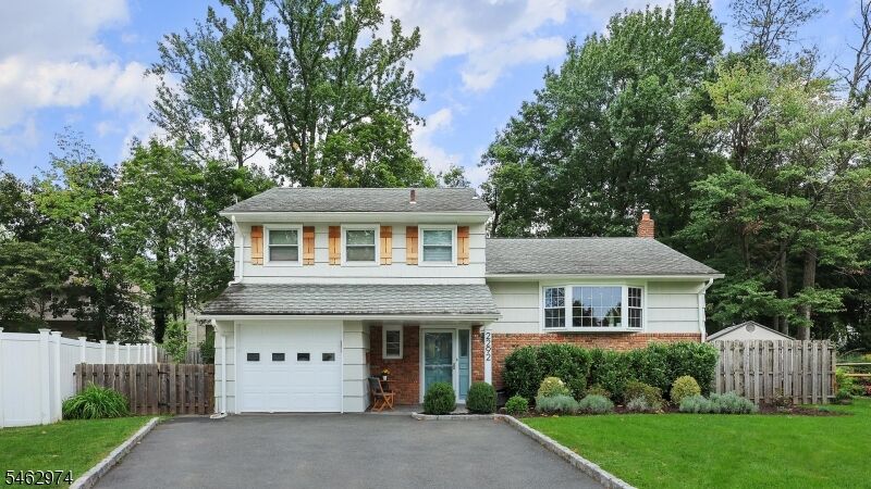 Property Photo:  2292 Sunrise Ct  NJ 07076 