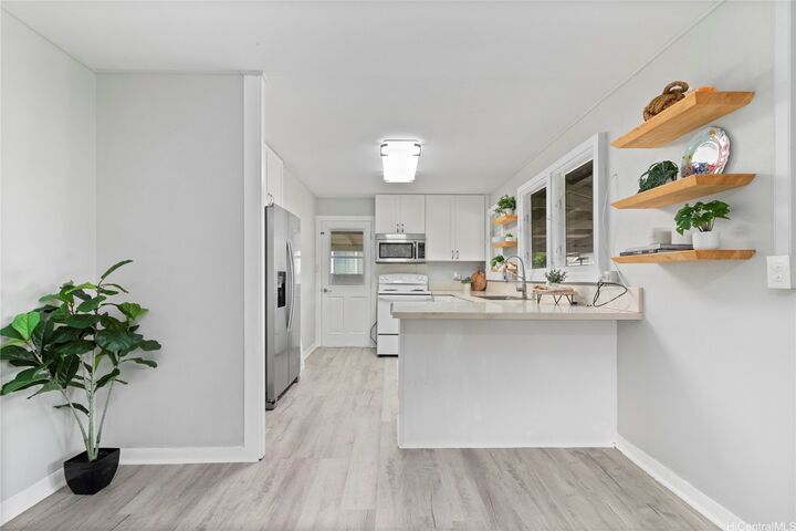 Property Photo:  253 Olive Avenue A  HI 96786 