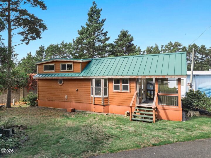 Property Photo:  3700 N Hwy 101 Spc #2  OR 97341 