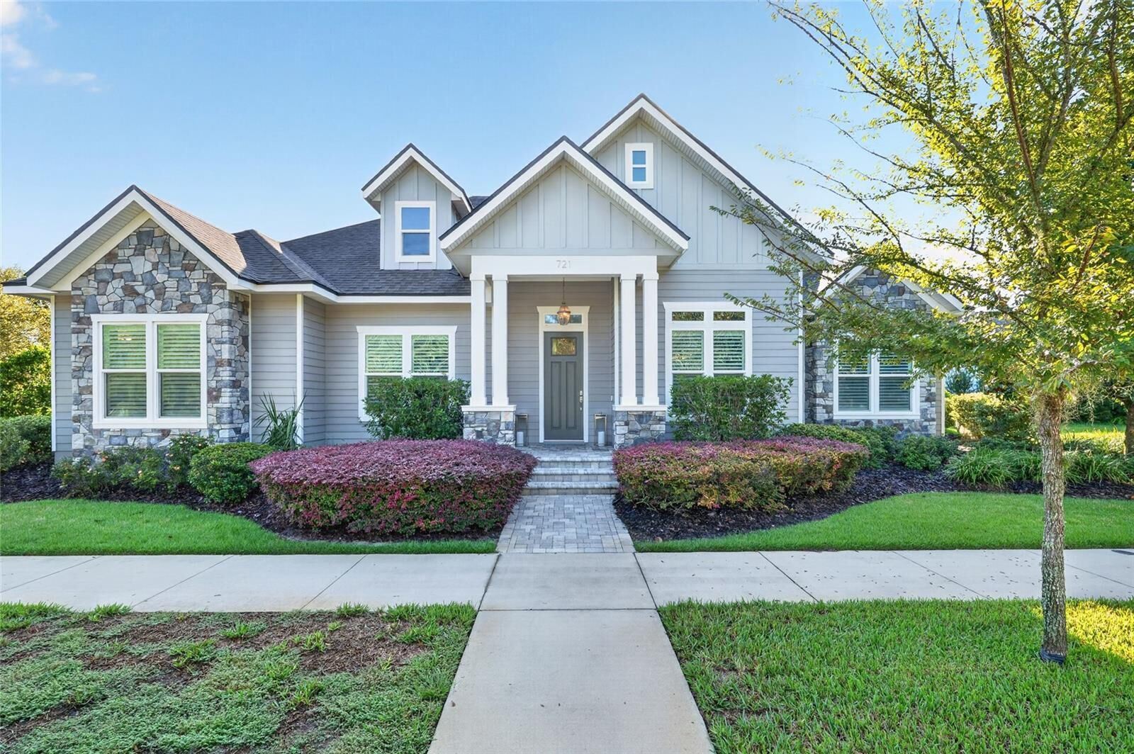Property Photo: 721 SW 133rd Way FL 32669