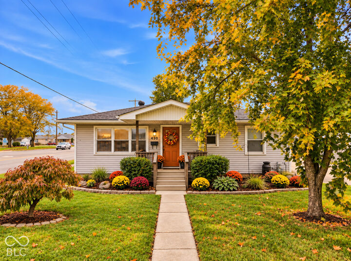 Property Photo: 490 Coovert Street IN 47201