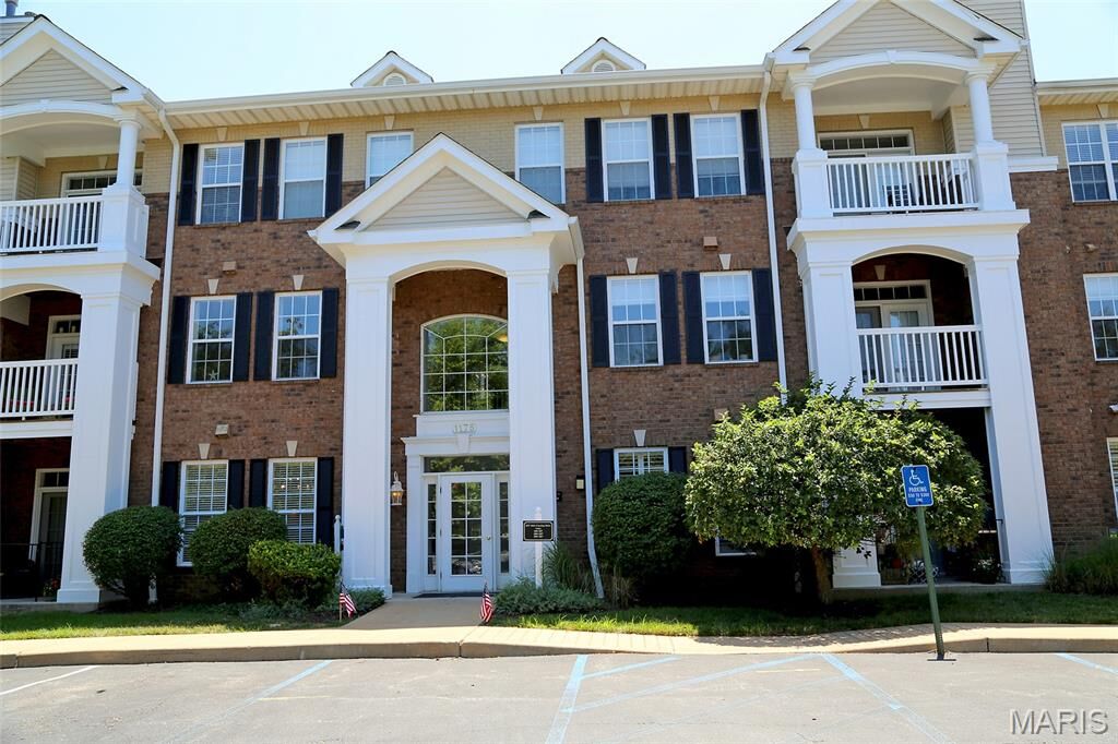 Property Photo: 1175 Mill Crossing Drive 107 MO 63141