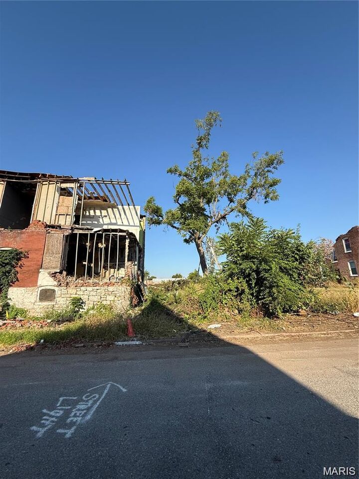 Property Photo:  4845 Page Boulevard  MO 63113 