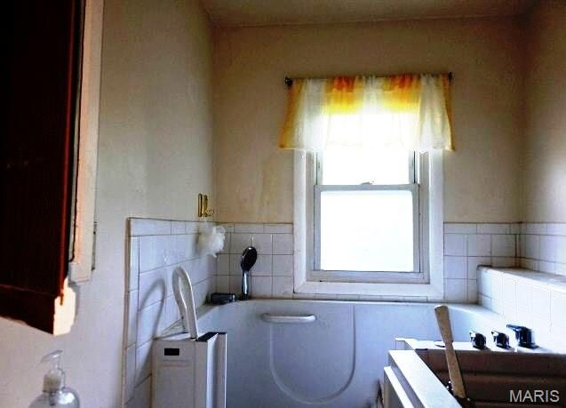 Property Photo:  505 S 5th Street  IL 62059 