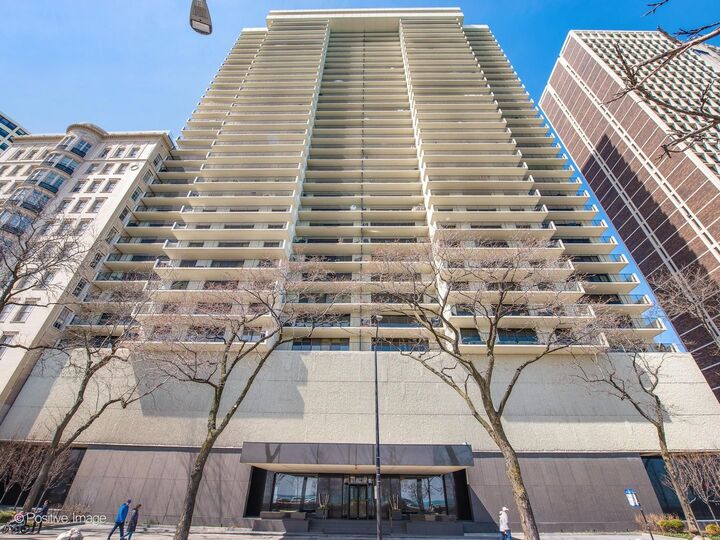 Property Photo:  1212 N Lake Shore Drive 16cs  IL 60610 