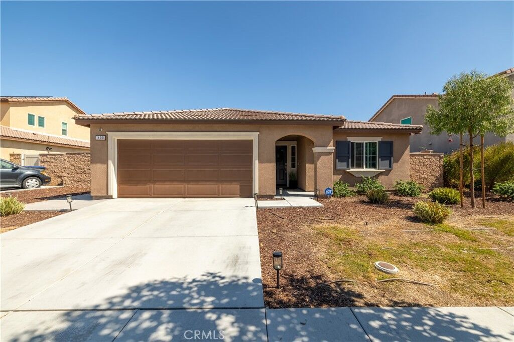 Property Photo:  1400 Monument  CA 92543 