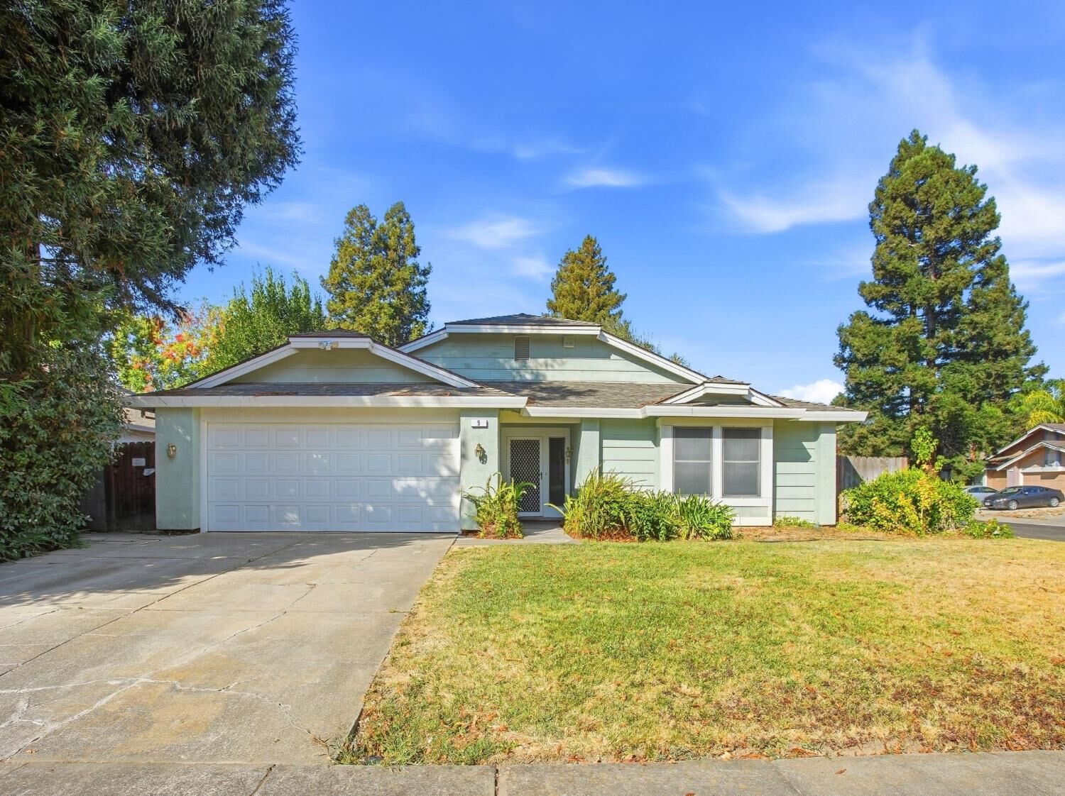 Property Photo:  9 Rollingbrook Circle  CA 95833 