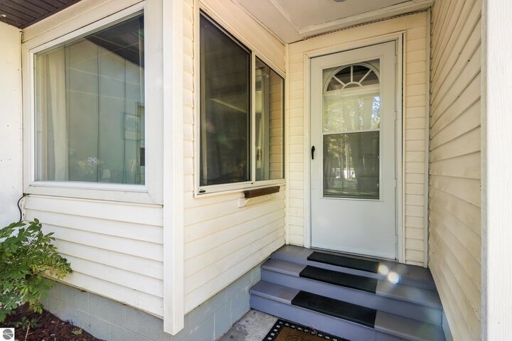 Property Photo:  303 Arbutus Avenue  MI 49601 