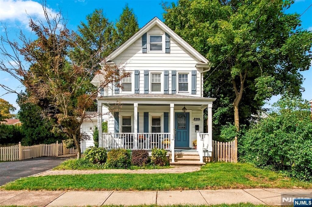 Property Photo:  436 Northern Parkway  NJ 07450 