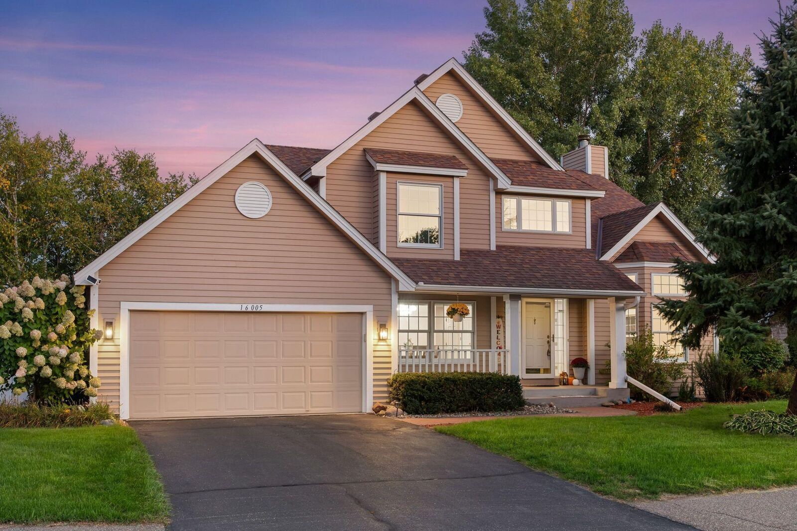 Property Photo: 16005 22nd Avenue N MN 55447