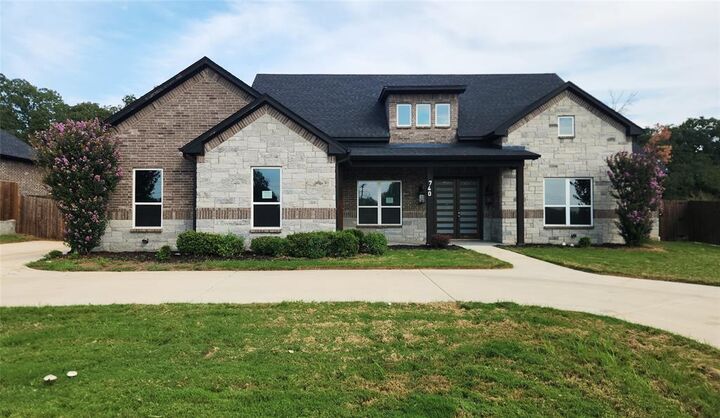 Property Photo: 740 Arledge Street TX 76020