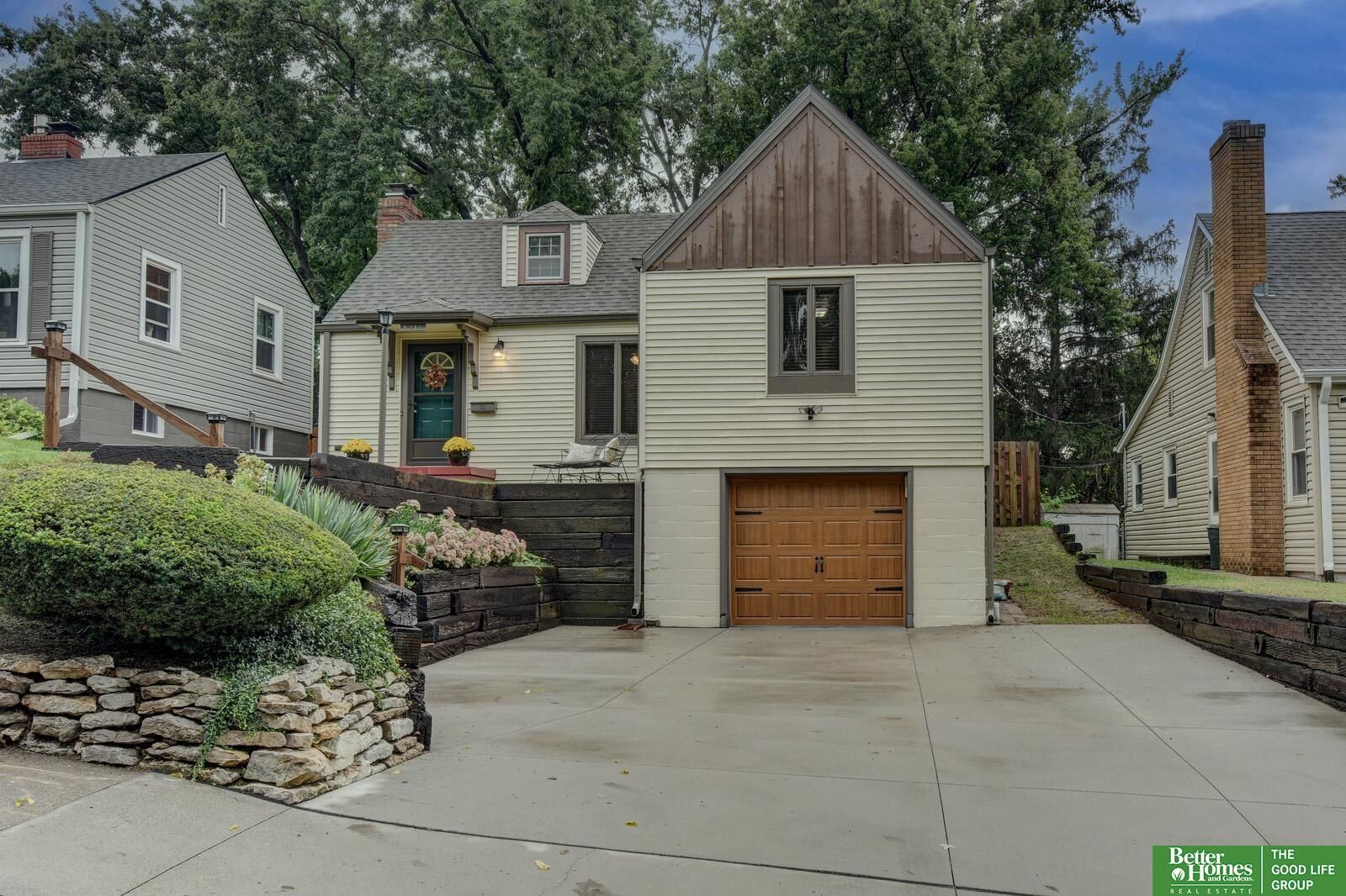 Property Photo:  5217 Mason Street  NE 68106 