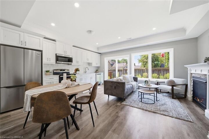 Property Photo:  11 Ontario Street  ON N3S 2B7 