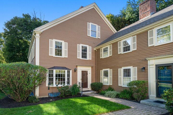Property Photo: 86 Common Street 86 MA 02478