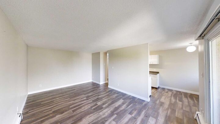 Property Photo:  10105 107 Avenue  AB T8V 1M1 