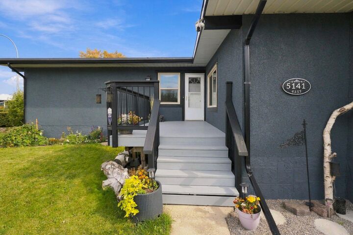 Property Photo:  5141 43 Street  AB T4H 1A8 