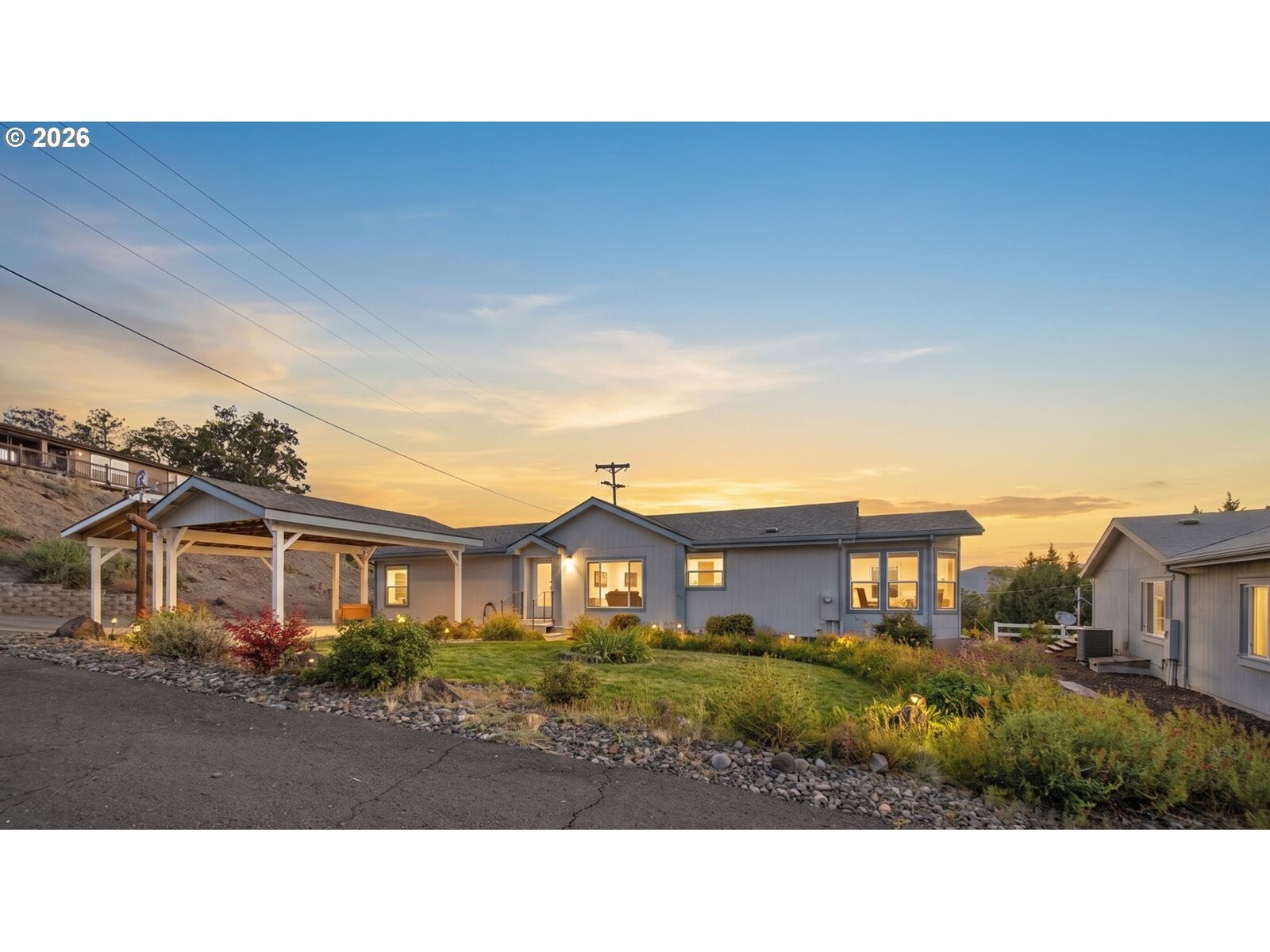 Property Photo: 2003 Dry Hollow Rd OR 97058