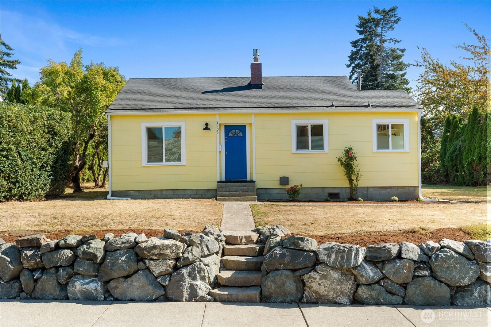 Property Photo:  2702  Nevada Street  WA 98226 