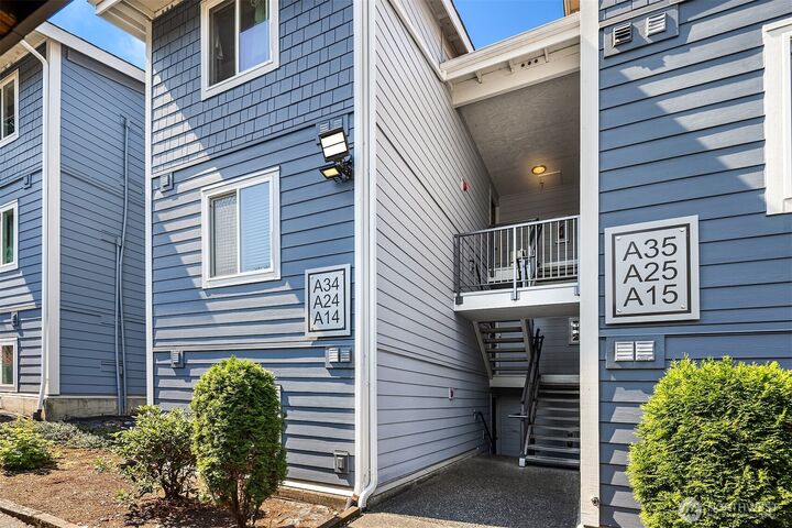 Property Photo: 2531 S 248th Street A14 WA 98032