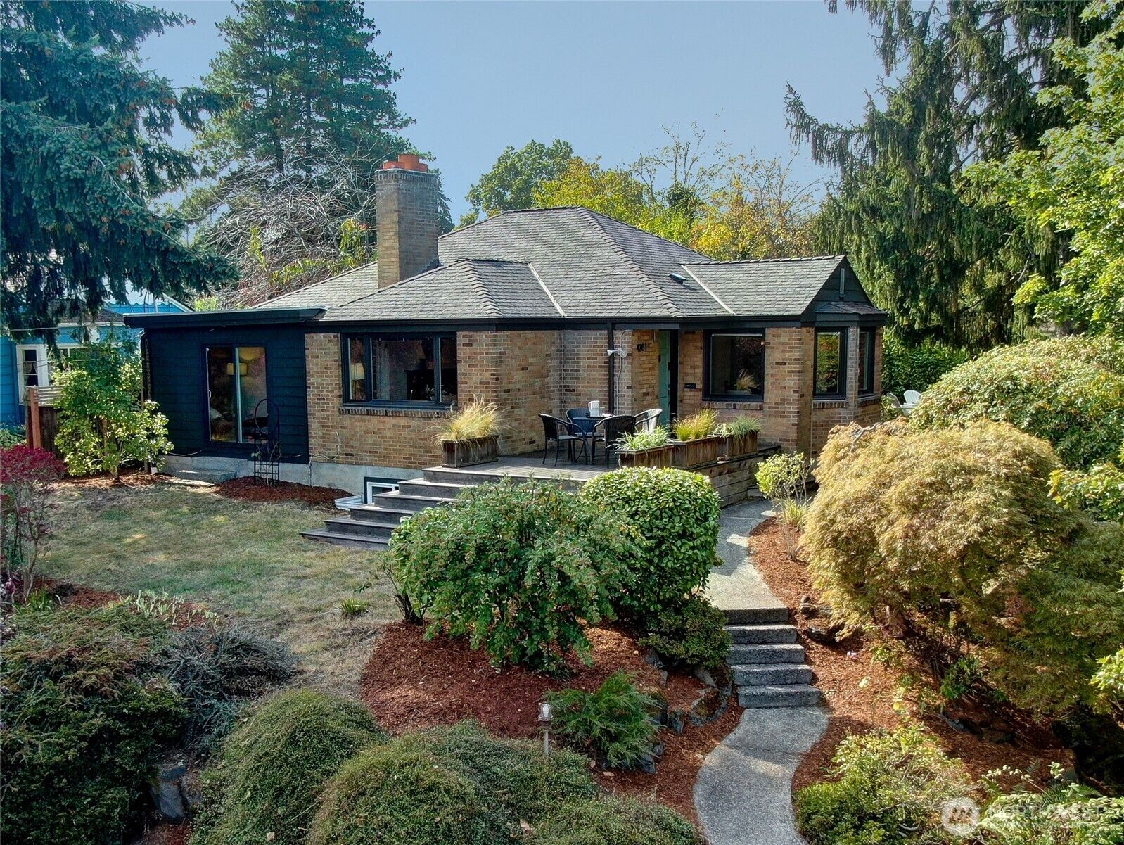 Property Photo:  4201  51st Avenue S  WA 98118 