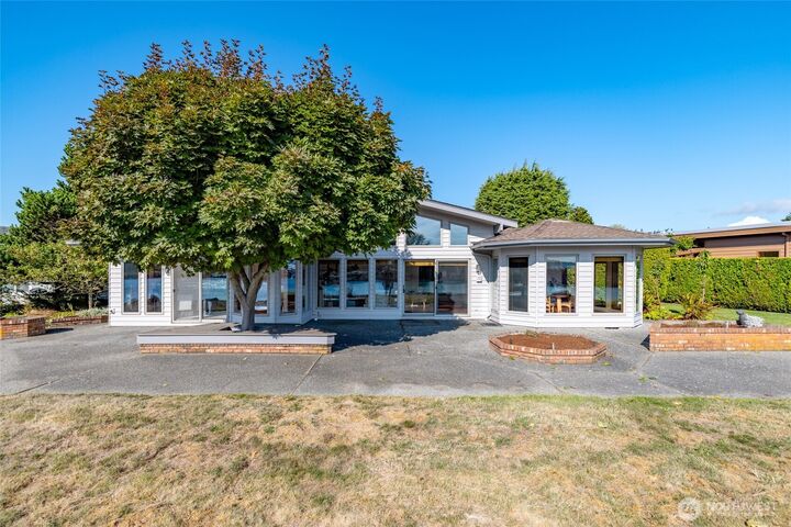Property Photo:  119  Lummi Dr  WA 98257 
